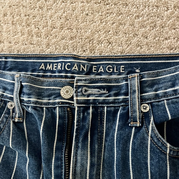 American Eagle white striped jean - Picture 2 of 3